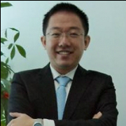 王华 王华